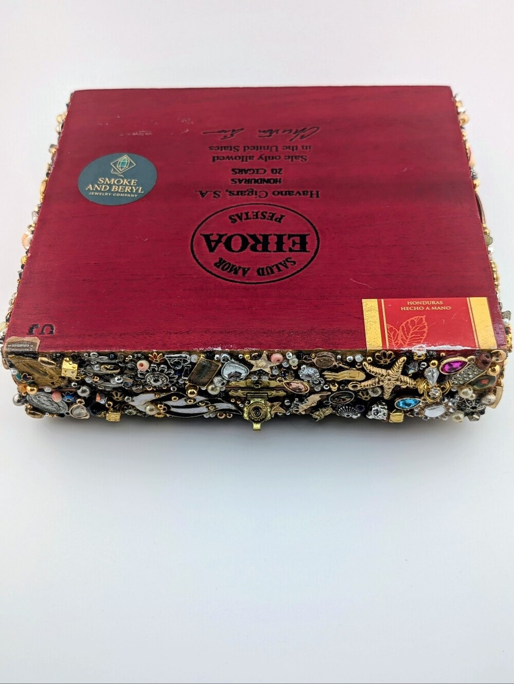 Vintage Jewelry Cigar Box - Handmade Jewelry Mosaic Collage Upcycle - Picture 7 of 9